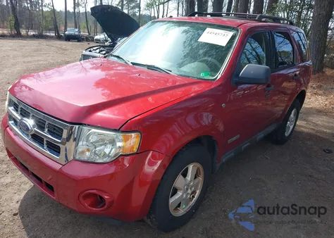 2008 Ford Escape Xlt z USA, uszkodzony, nr VIN 1FMCU93148KC24443